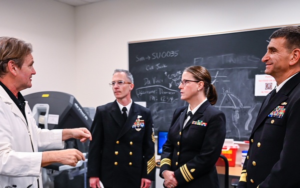 Navy Medicine Visits Thomas Jefferson University during NMC250