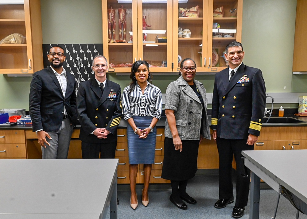 Navy Medicine Visits Community College of Philadelphia during NMC250 Navy Medicine Visits Community College of Philadelphia during NMC250