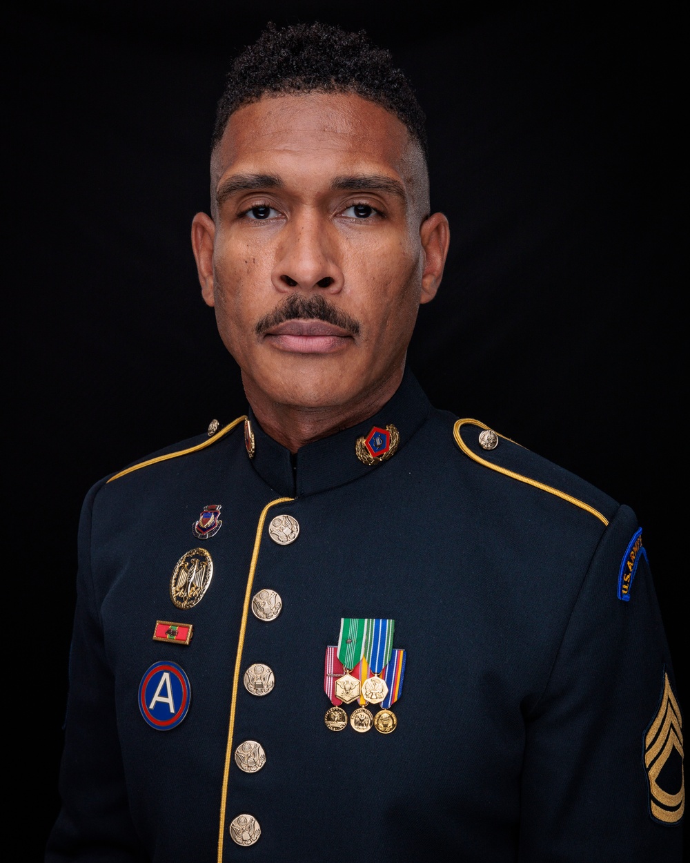 Sgt. 1st Class Thaddeus Crutcher - Bassoon - U.S. Army Field Band Headshot Sgt. 1st Class Thaddeus Crutcher - Bassoon - U.S. Army Field Band Headshot