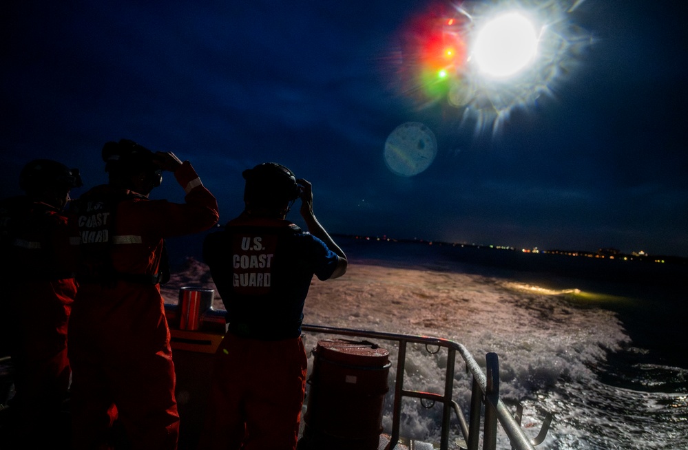 U.S. Coast Guard Conducts Low-Light Training at Charleston Harbor