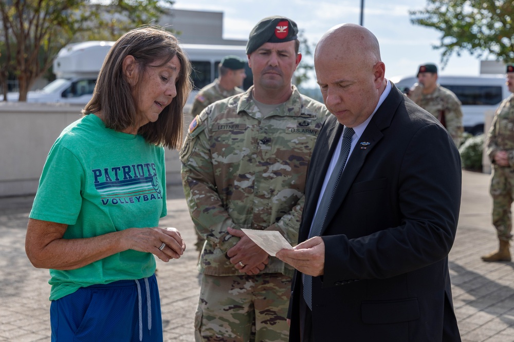 Senior Advisor to the Secretary of War Visits 7th Special Forces Group (Airborne)