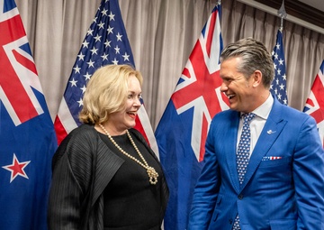 SW Hegseth hosts New Zealand MOD