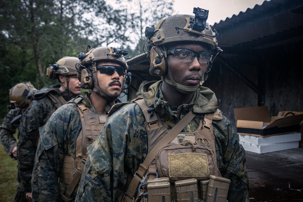 31st MEU | BLT 1/7 conducts Grenade Range