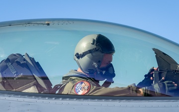 CJCS Visits Naval Aviation Warfighting Development Center