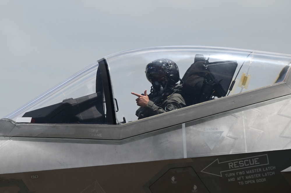 60th FS continues exercise Lonestar Lightning