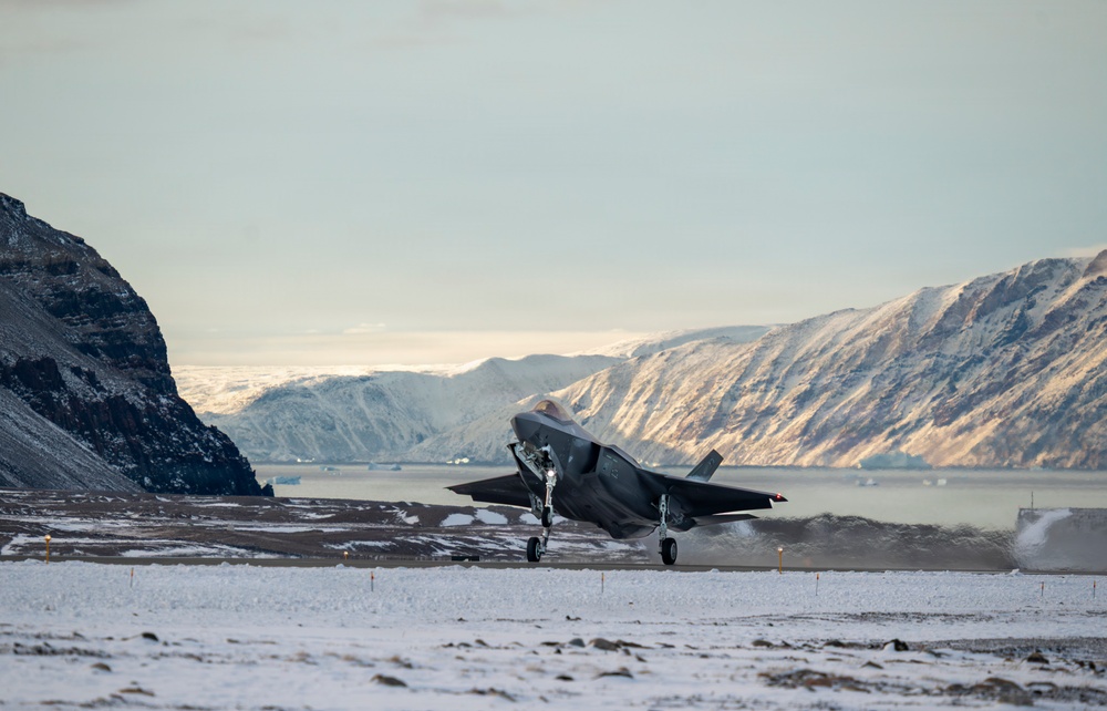 North American Aerospace Defense Command operates in Arctic North American Aerospace Defense Command operates in Arctic