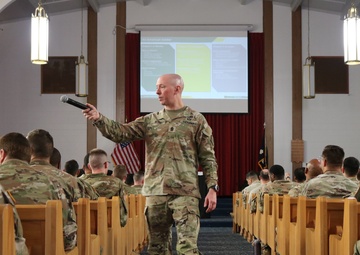 ARCYBER CSM Gets Hands on to Develop Cyber Soldiers