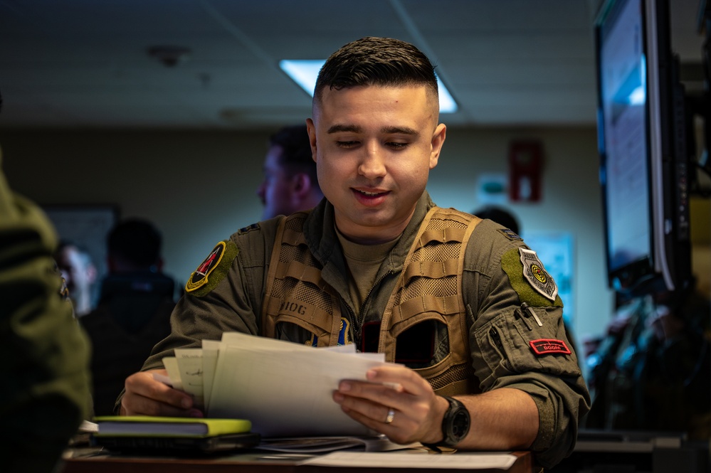 B-52H, F35 conduct bomber attack demo B-52H, F35 conduct bomber attack demo