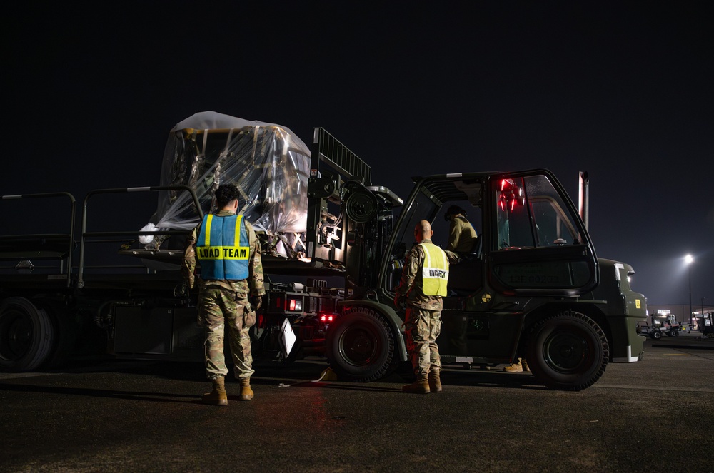 Beverly Morning 26-1 cargo prep and load