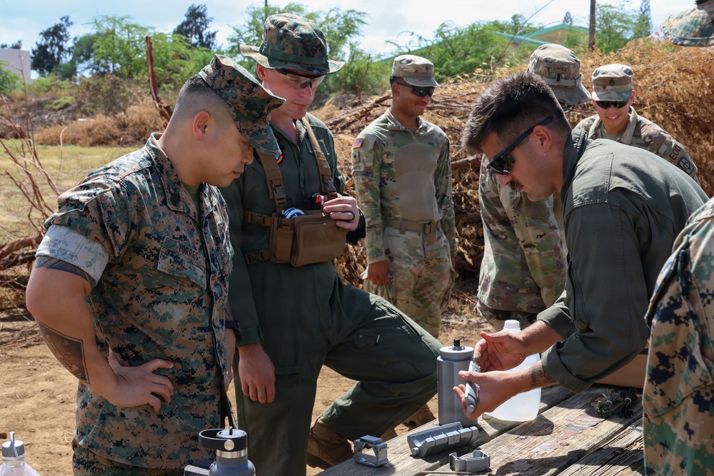 MWSS-174 train with 74th EOD Company and 154th CES