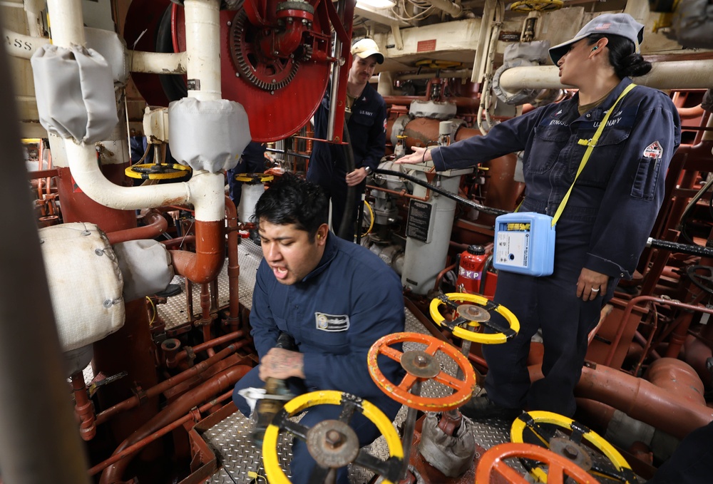 USS Roosevelt (DDG 80) Conducts Integrated Training Team (ITT) Evolution