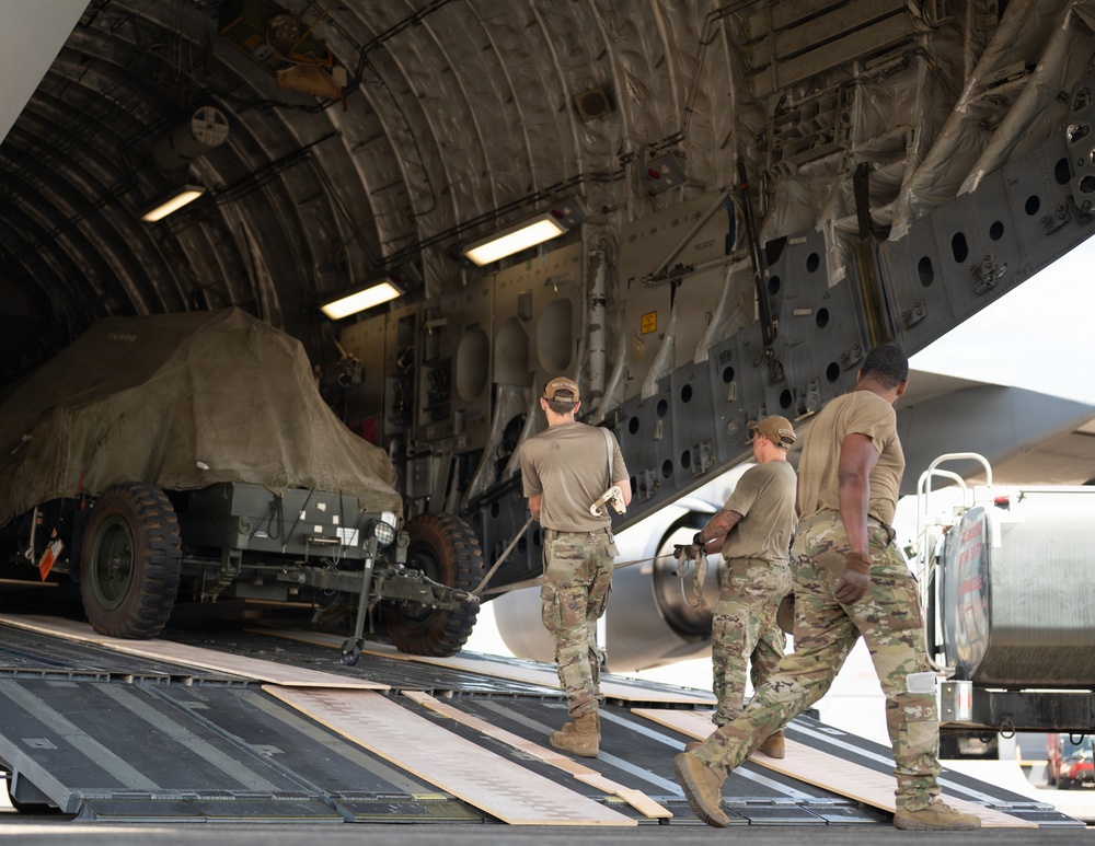 C-17 arrival in Puerto Rico