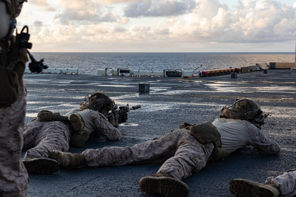 22nd MEU(SOC) | BLT 3/6 Live Fire Deck Shoot 22nd MEU(SOC) | BLT 3/6 Live Fire Deck Shoot