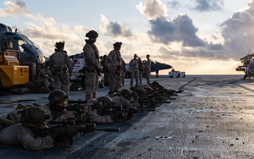 22nd MEU(SOC) | BLT 3/6 Live Fire Deck Shoot
