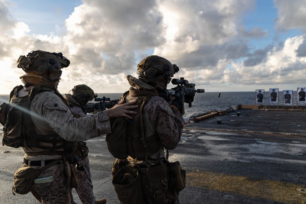 22nd MEU(SOC) | BLT 3/6 Live Fire Deck Shoot 22nd MEU(SOC) | BLT 3/6 Live Fire Deck Shoot