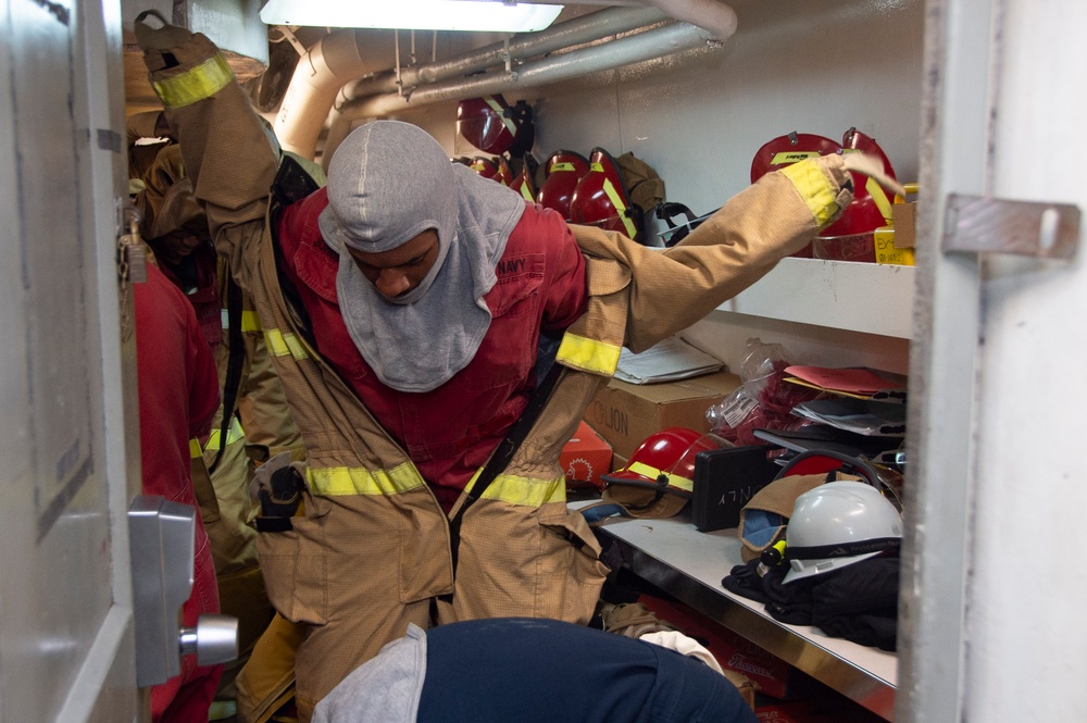 Ronald Reagan Sailors Participate In 8010 Drill