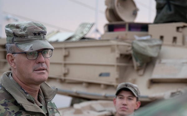 Major General Taylor visits Task Force Dakota in Camp Tapa, Estonia