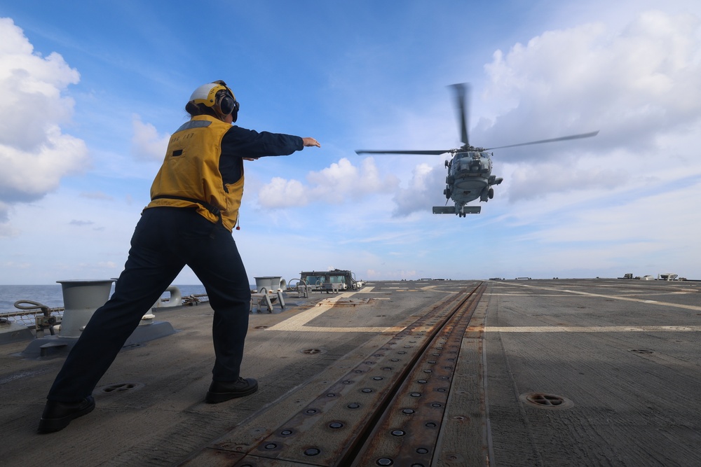 The Paul Ignatius (DDG 117) conducts a flight quarters The Paul Ignatius (DDG 117) conducts a flight quarters