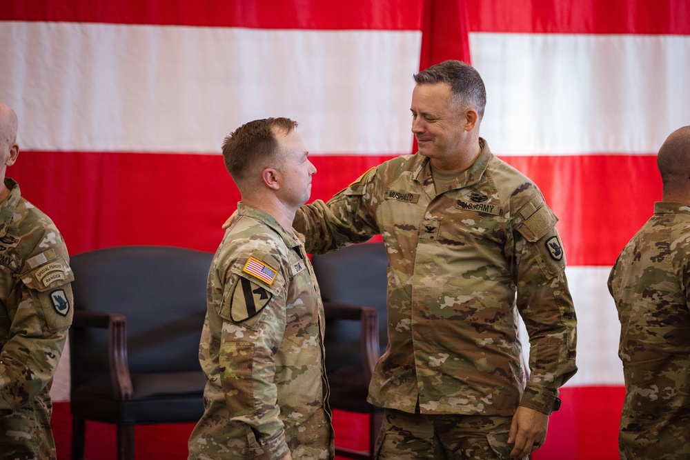 Washington Army National Guard Recruiting and Retention Battalion Change of Command