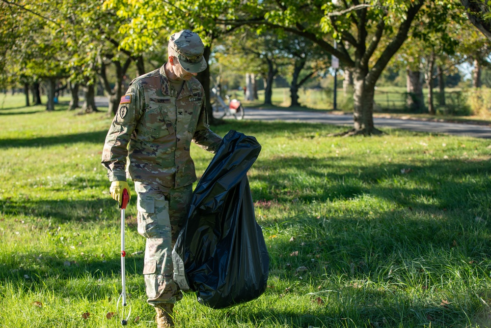 JTF-DC Cleans Up Hains Point JTF-DC Cleans Up Hains Point