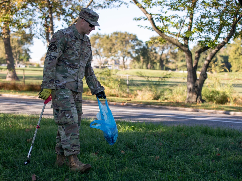 JTF-DC Cleans Up Hains Point JTF-DC Cleans Up Hains Point