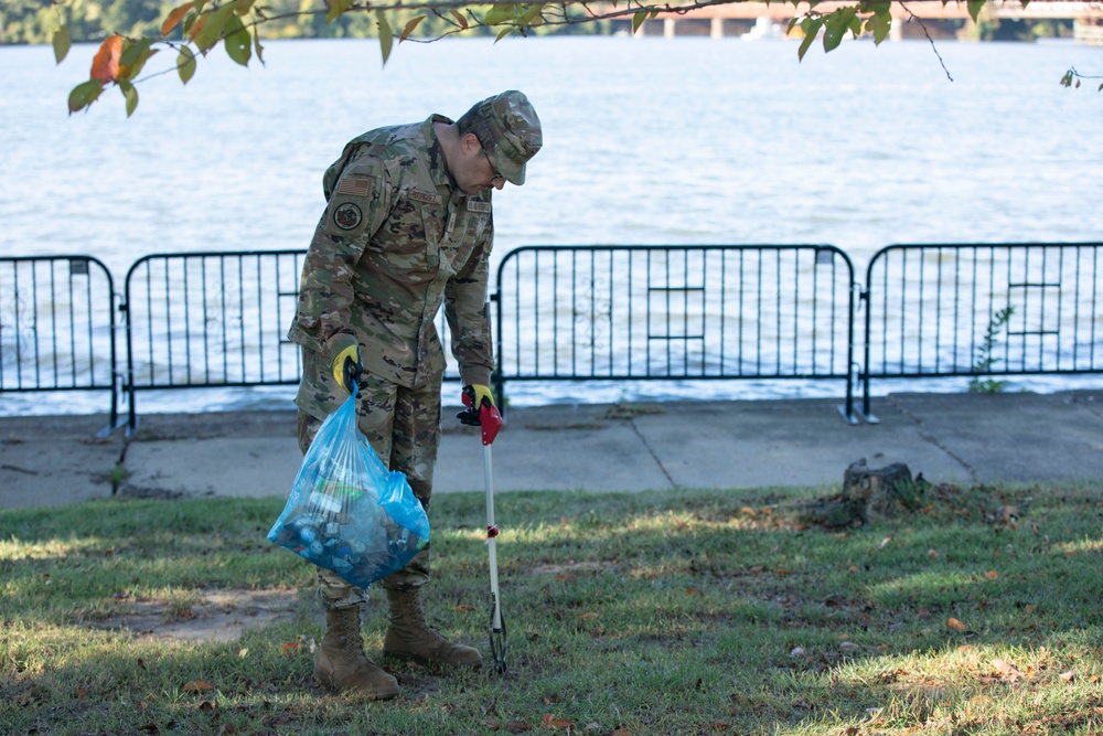 JTF-DC Cleans Up Hains Point JTF-DC Cleans Up Hains Point