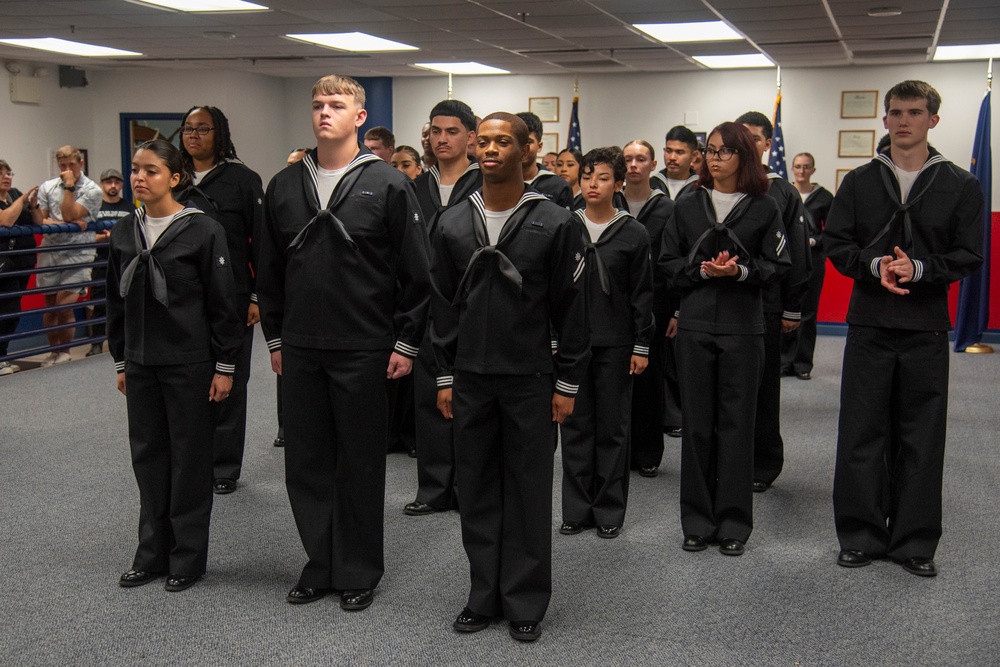 Surface Warfare Engineering Schools Command (SWESC) Great Lakes Instructors Hold Graduation Ceremony for the Navy’s Newest Quartermasters Surface Warfare Engineering Schools Command (SWESC) Great Lakes Instructors Hold Graduation Ceremony for the Navy’s Newest Quartermasters