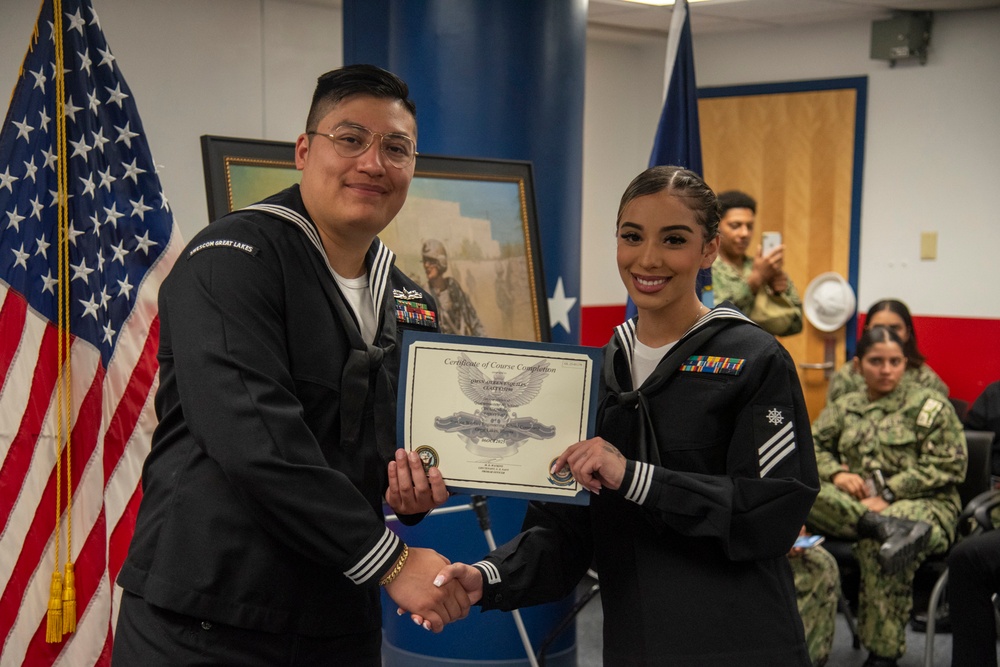 Surface Warfare Engineering Schools Command (SWESC) Great Lakes Instructors Hold Graduation Ceremony for the Navy’s Newest Quartermasters Surface Warfare Engineering Schools Command (SWESC) Great Lakes Instructors Hold Graduation Ceremony for the Navy’s Newest Quartermasters