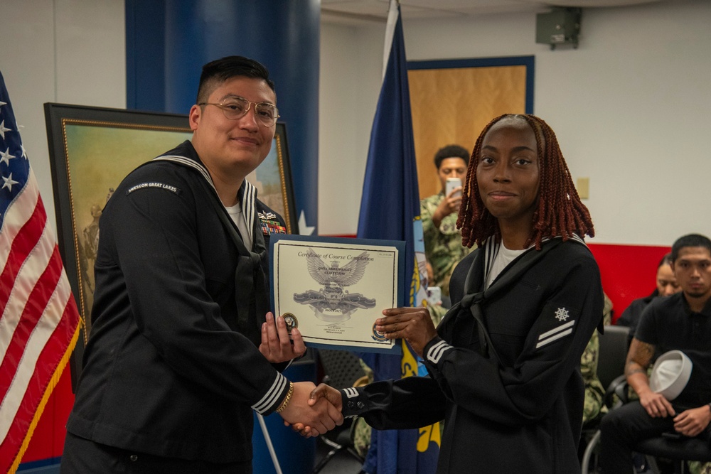 Surface Warfare Engineering Schools Command (SWESC) Great Lakes Instructors Hold Graduation Ceremony for the Navy’s Newest Quartermasters Surface Warfare Engineering Schools Command (SWESC) Great Lakes Instructors Hold Graduation Ceremony for the Navy’s Newest Quartermasters