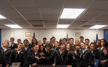 Surface Warfare Engineering Schools Command (SWESC) Great Lakes Instructors Hold Graduation Ceremony for the Navy’s Newest Quartermasters