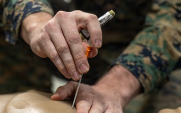 22nd MEU(SOC) | CLB 26 Marines Conduct TCCC Training Aboard San Antonio