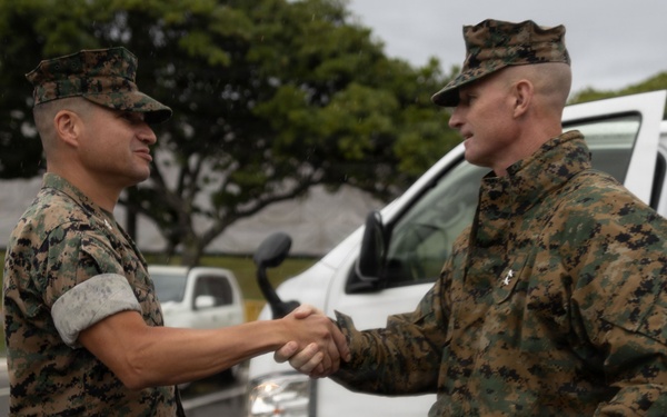 3rd Marine Division commanding general visits III Marine Expeditionary Force Information Group