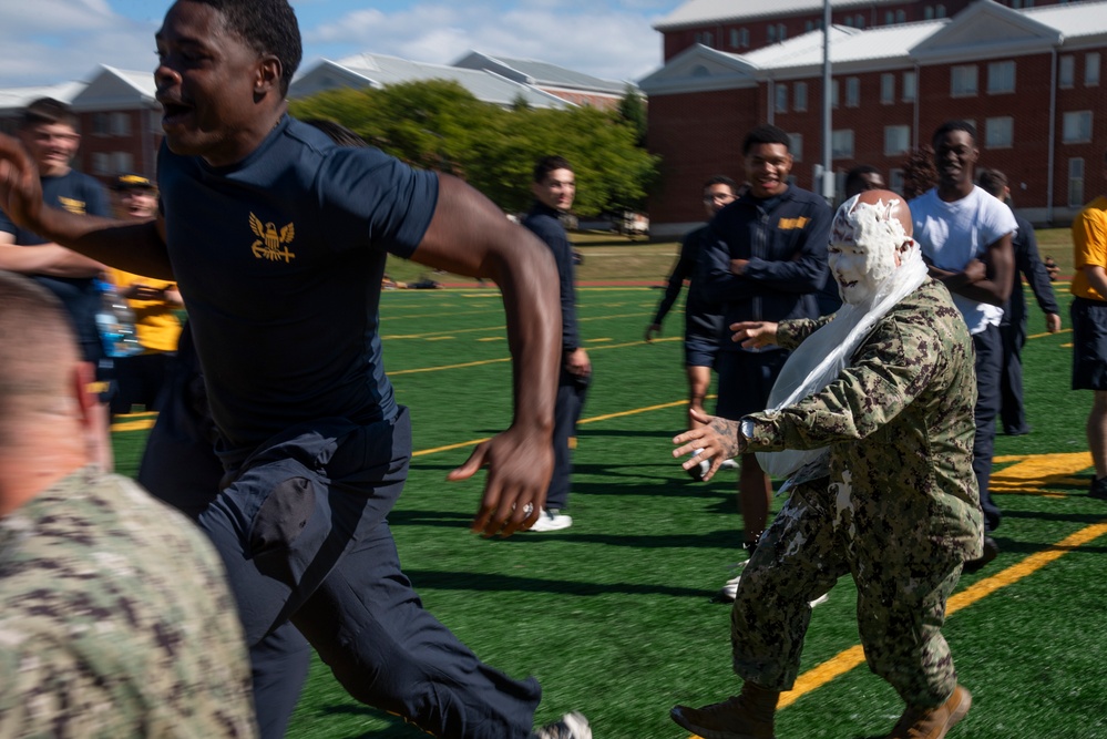 Surface Warfare Engineering Schools Command (SWESC) Great Lakes Sailors Participate in the 2025 'Staff vs. Students Combine' Surface Warfare Engineering Schools Command (SWESC) Great Lakes Sailors Participate in the 2025 'Staff vs. Students Combine'