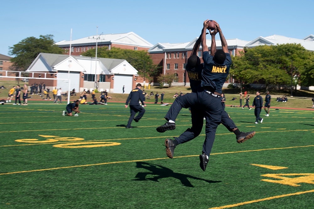 Surface Warfare Engineering Schools Command (SWESC) Great Lakes Sailors Participate in the 2025 'Staff vs. Students Combine' Surface Warfare Engineering Schools Command (SWESC) Great Lakes Sailors Participate in the 2025 'Staff vs. Students Combine'