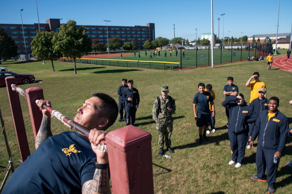 Surface Warfare Engineering Schools Command (SWESC) Great Lakes Sailors Participate in the 2025 'Staff vs. Students Combine' Surface Warfare Engineering Schools Command (SWESC) Great Lakes Sailors Participate in the 2025 'Staff vs. Students Combine'