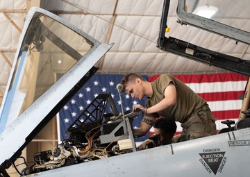 Phase Maintenance on an A-10C Thunderbolt II