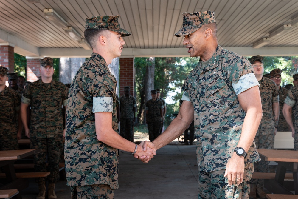 II MEF Commanding General recognizes SPMAGTF-ACM Marines II MEF Commanding General recognizes SPMAGTF-ACM Marines