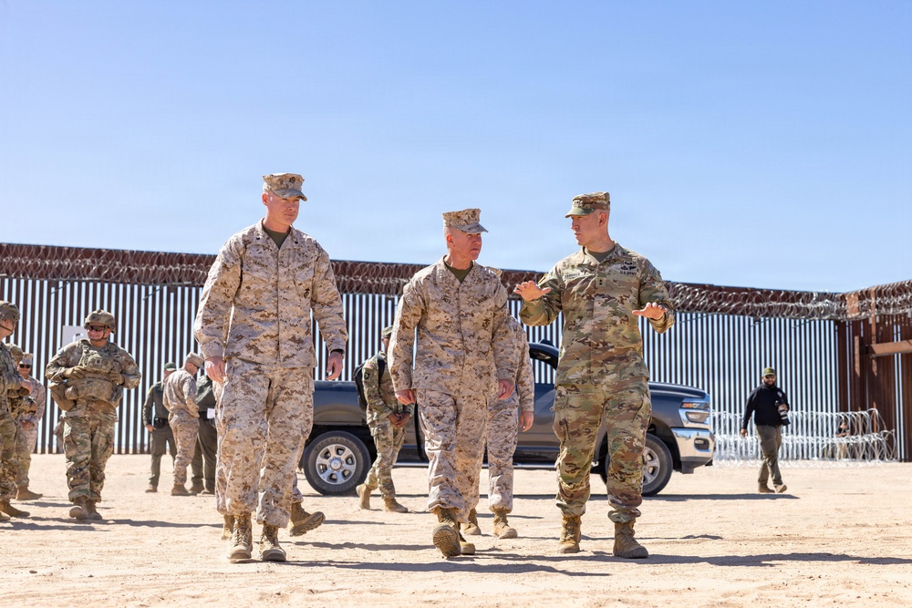 The Commandant, Gen. Eric M. Smith and Sgt. Maj. Carlos A. Ruiz visits Marines at Southern Border Barrier