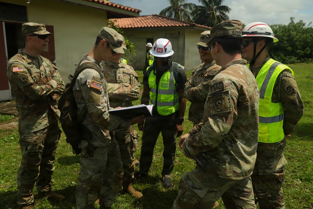 Army Corps of Engineers Visits Base Aeronaval Cristobal Colon