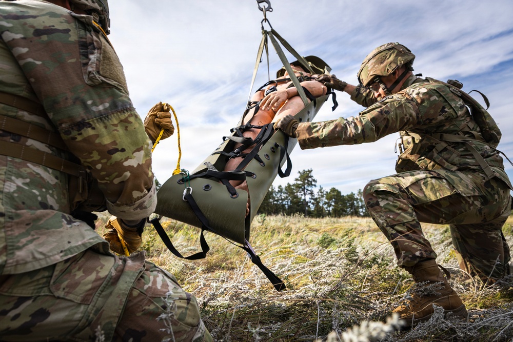 Hoist training with the Originals and South Dakota National Guard