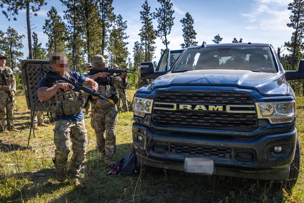 Originals teach South Dakota National Guard small-unit tactics