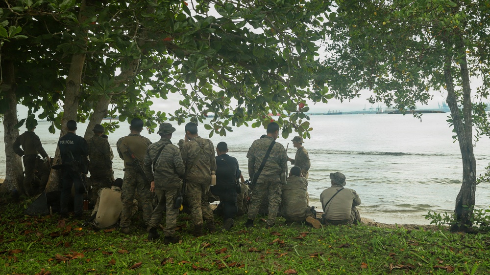 Combined Jungle Operations Training Course Tracking Day 1