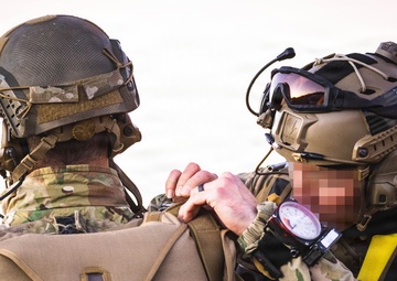 The Originals free-fall from Marine Corps Osprey