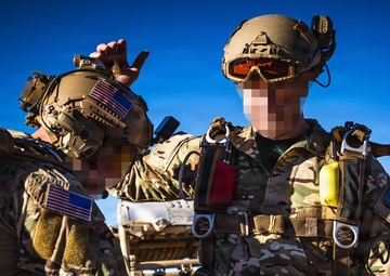 The Originals free-fall from Marine Corps Osprey