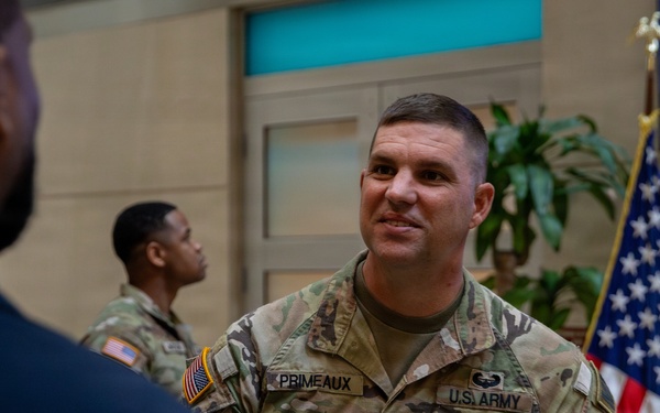 Mississippi Army National Guard Soldiers meet with U.S. Secret Service members
