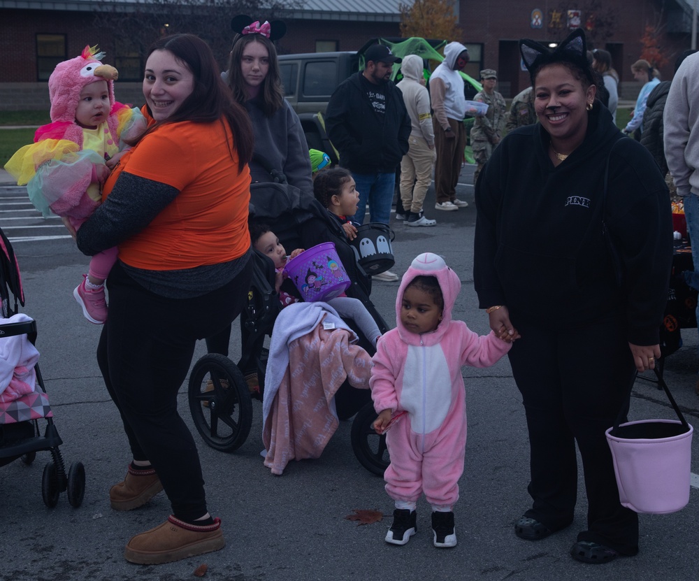 10th Mountain DIVARTY Trunk-or-Treat 2025 10th Mountain DIVARTY Trunk-or-Treat 2025