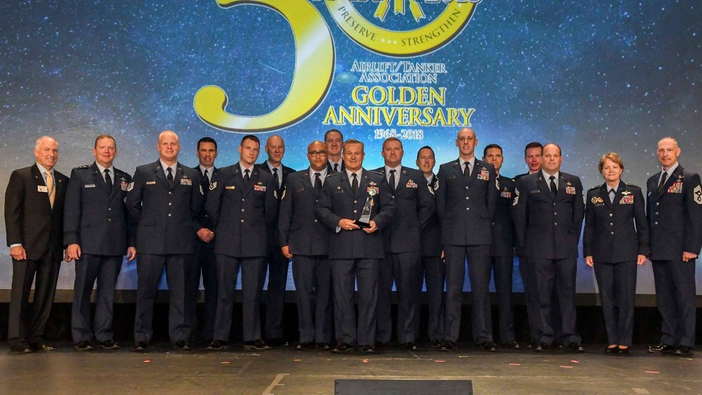 916 Maintainers Earn Coveted Award