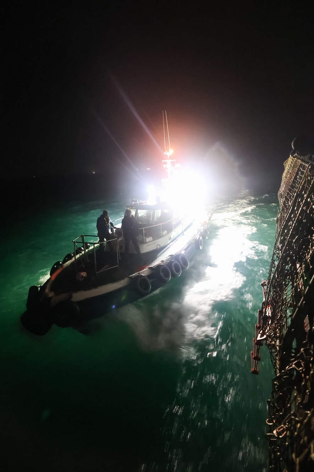 USS Paul Ignatius (DDG 117) conducts a sea-and-anchor evolution to pull into port USS Paul Ignatius (DDG 117) conducts a sea-and-anchor evolution to pull into port