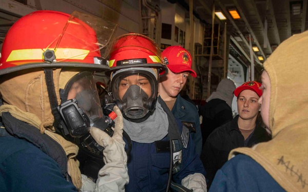 Kearsarge Conducts Firefighting Training