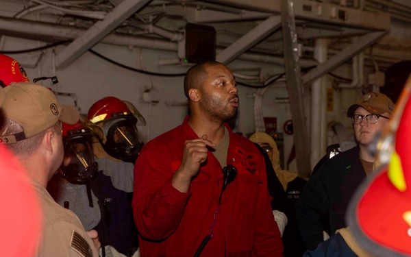 Kearsarge Conducts Firefighting Training